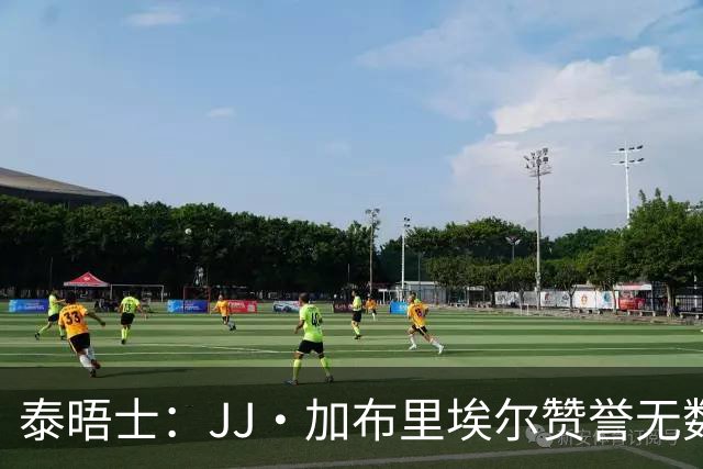 泰晤士：JJ·加布里埃尔赞誉无数却无缘一线队，家人以道曼为标杆